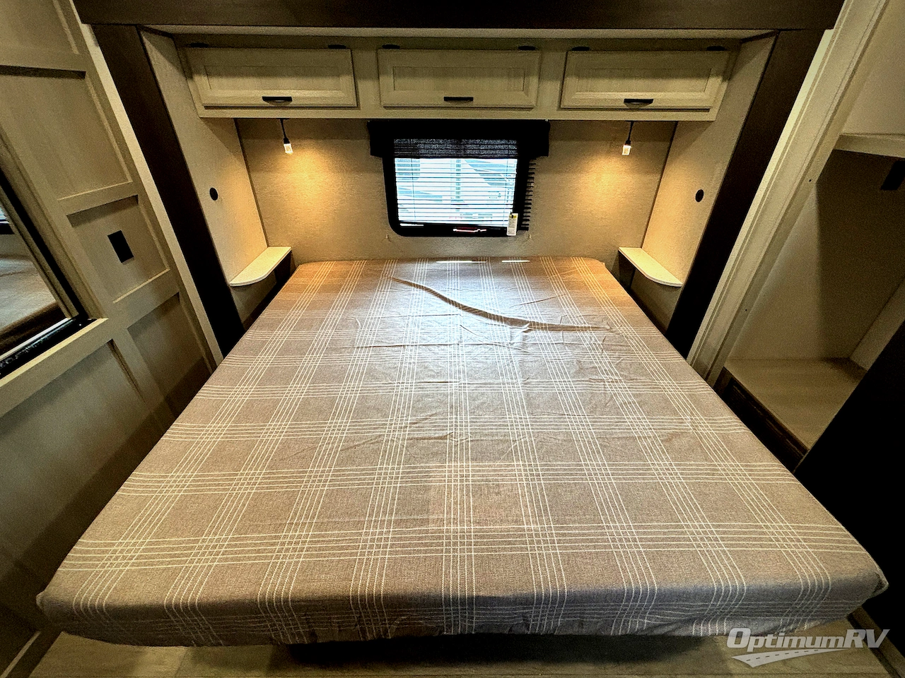 2027 Coachmen Catalina Destination Series 39MKTS Photo 17