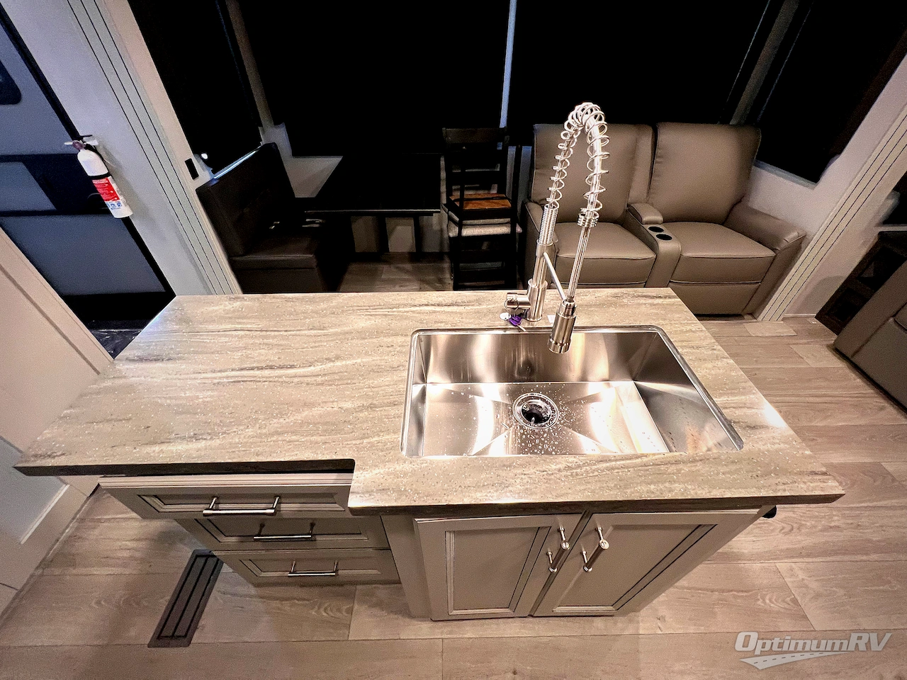 2025 Keystone Cougar 360MBI Photo 9