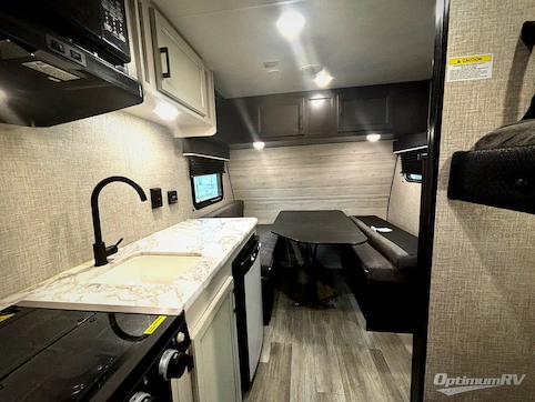 2022 Jayco Jay Flight SLX 7 154BH RV Photo 3