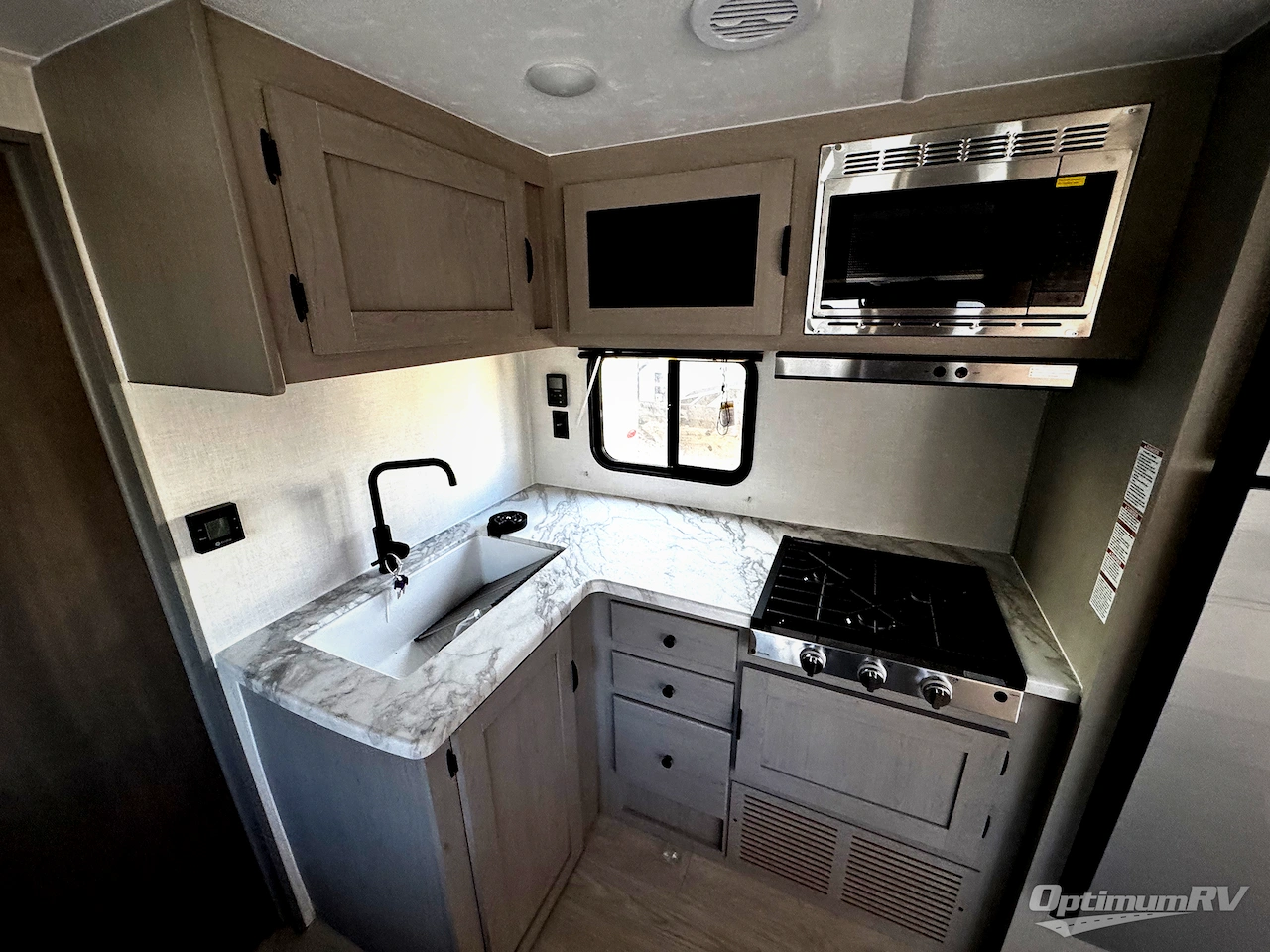2026 Coachmen Clipper 6K Series 282DORM Photo 12