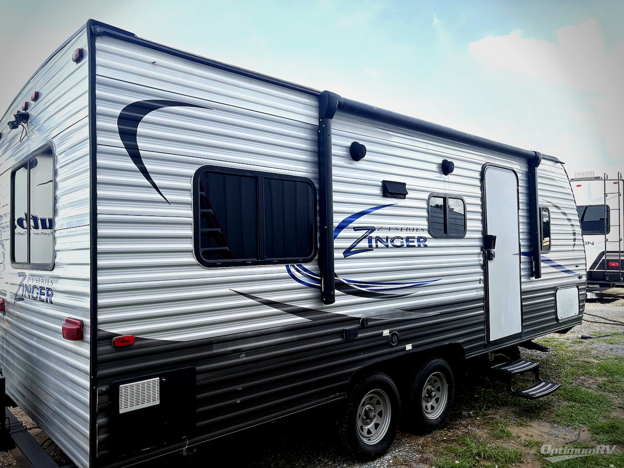 2018 CrossRoads Zinger ZR211RD Photo 2
