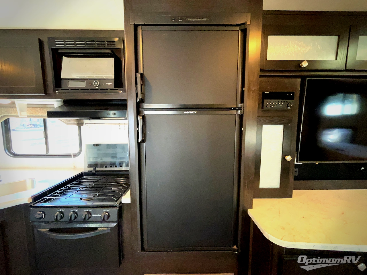 2018 Heartland North Trail 31BHDD King Photo 13