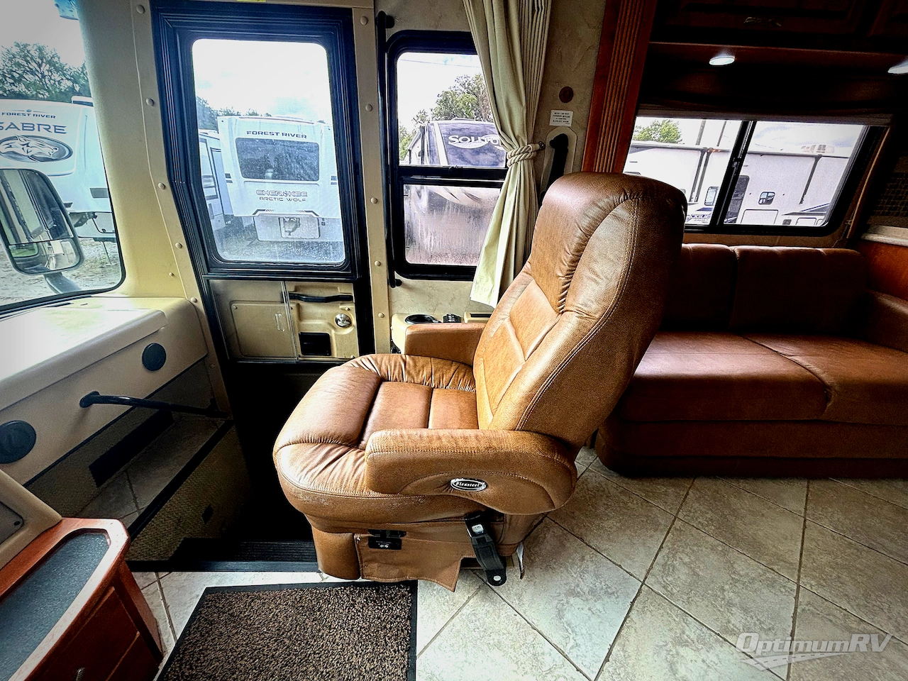 2008 Monaco Knight 40DFT Photo 8