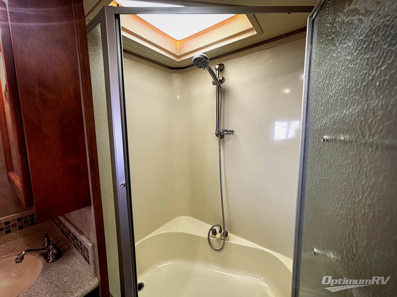 2008 Monaco Knight 40DFT Photo 17