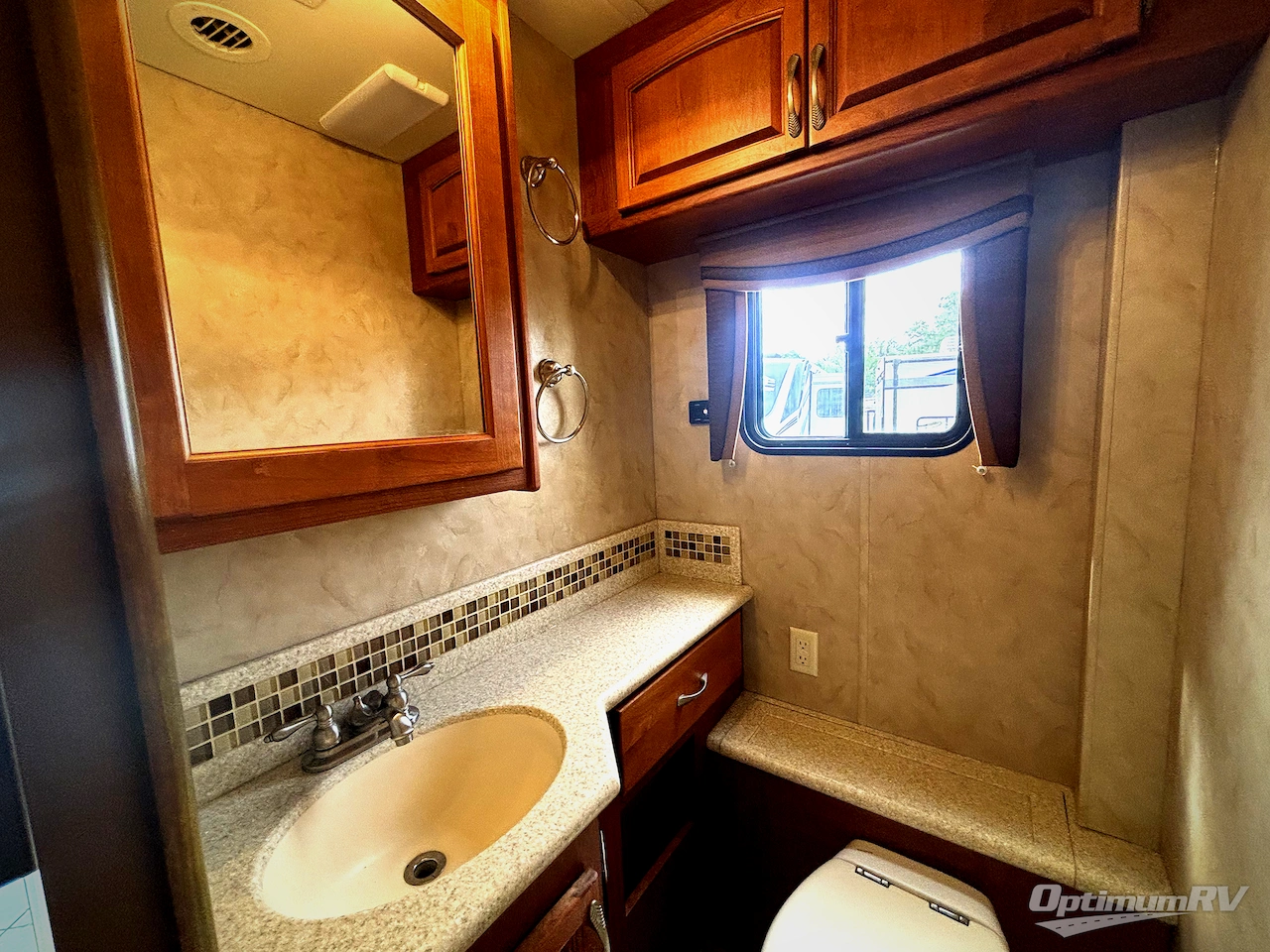 2008 Monaco Knight 40DFT Photo 19