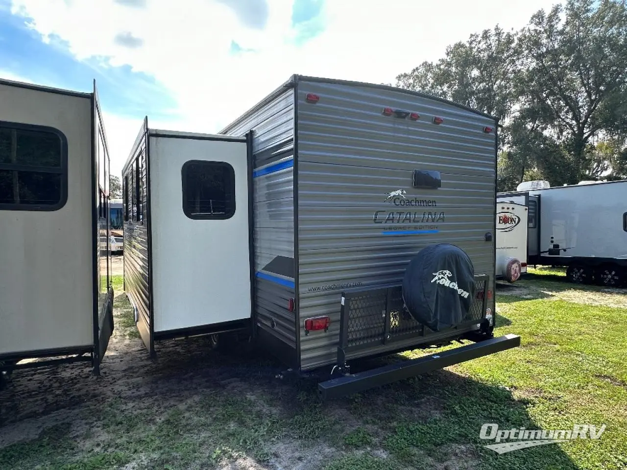 2022 Coachmen Catalina Legacy 283RKS Photo 3