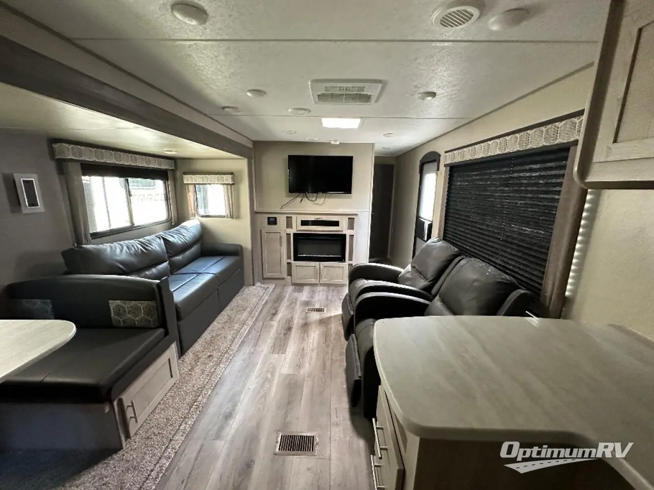 2022 Coachmen Catalina Legacy 283RKS Photo 5