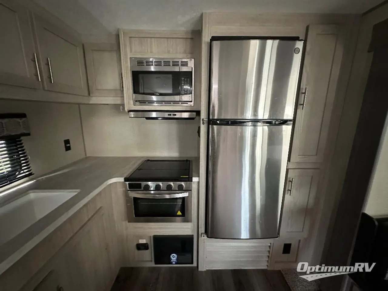 2022 Coachmen Catalina Legacy 283RKS Photo 9