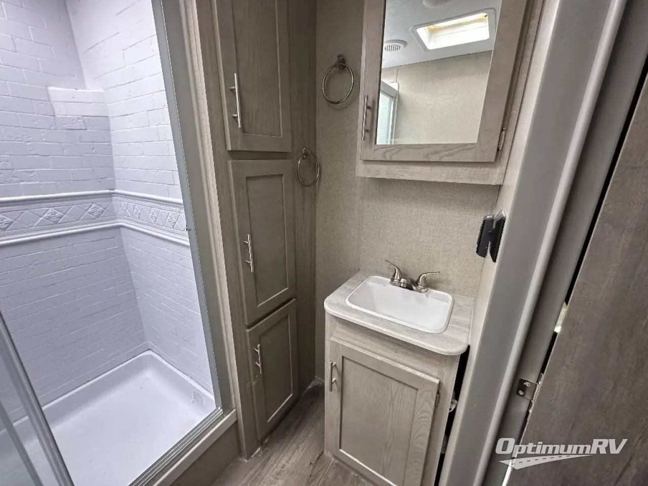 2022 Coachmen Catalina Legacy 283RKS Photo 17