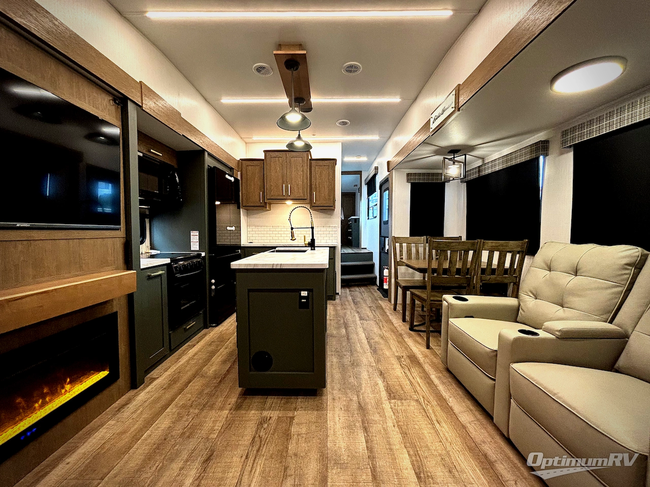 2024 Dutchmen Eddie Bauer 3100RL Photo 5