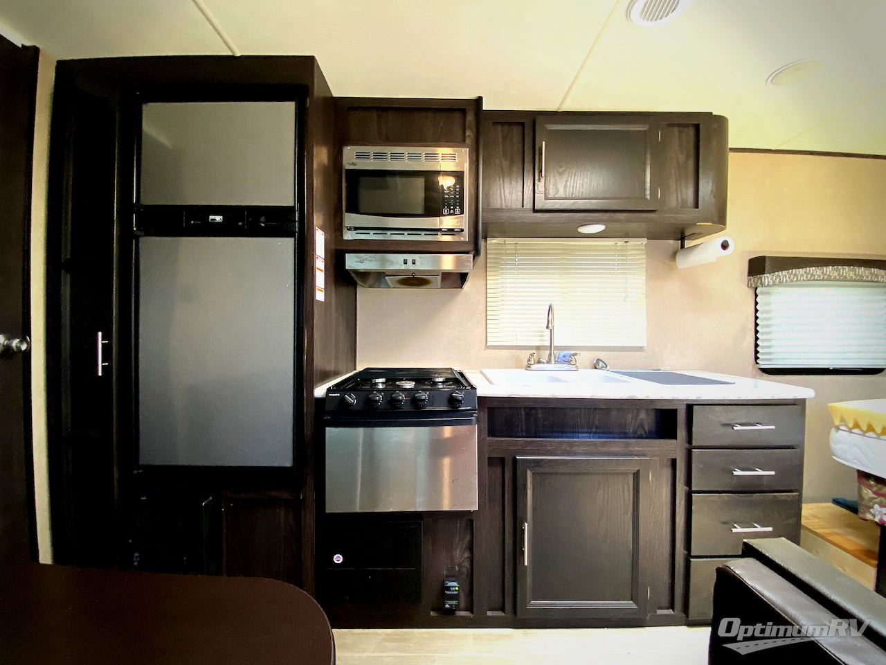 2018 Dutchmen Kodiak Ultra Lite 201QB Photo 8