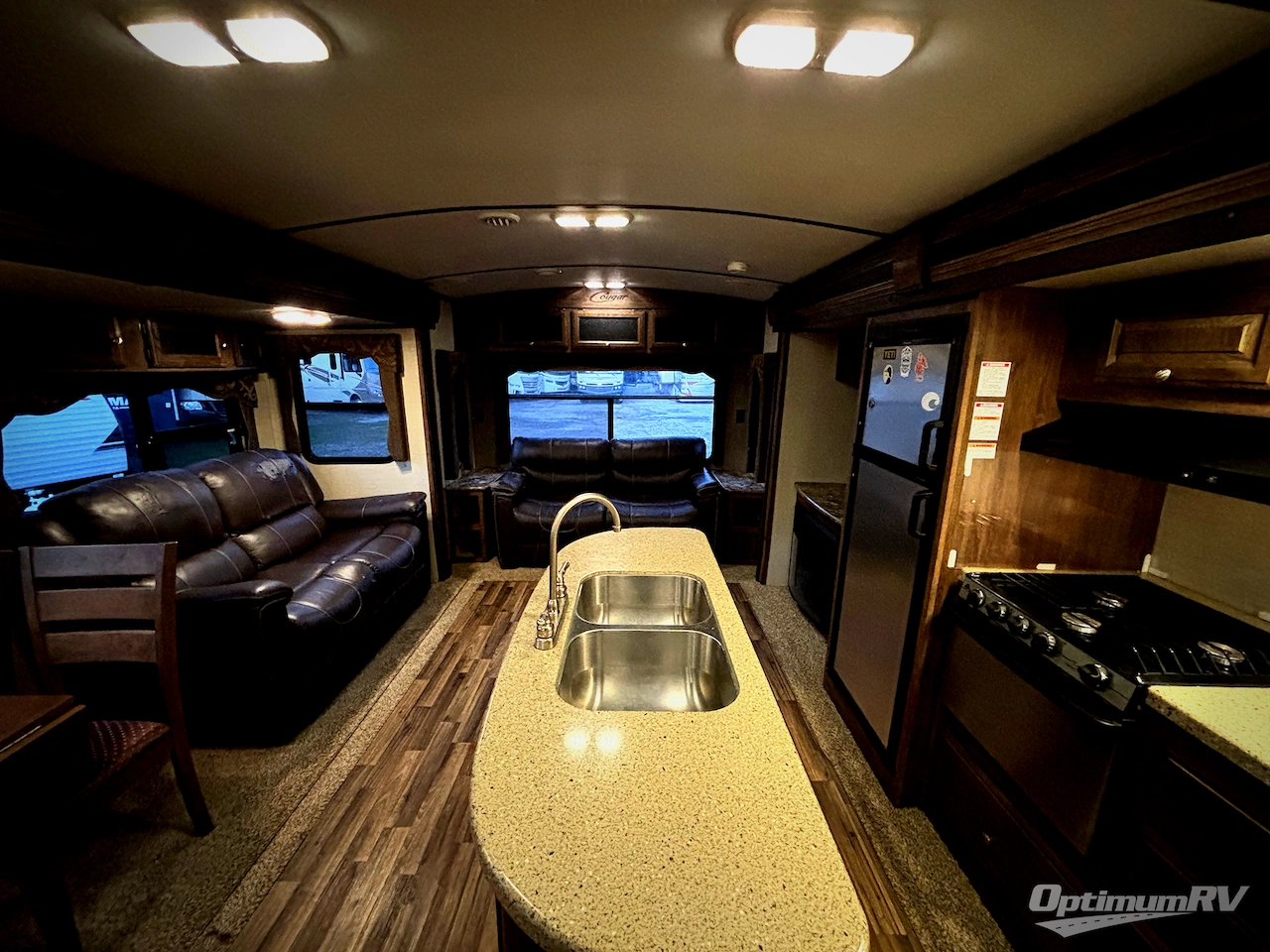 2016 Keystone Cougar X-Lite 30RLI Photo 3