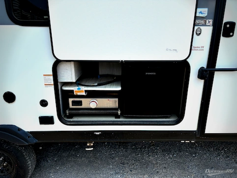2023 Forest River Salem Cruise Lite 28VBXL RV Photo 4