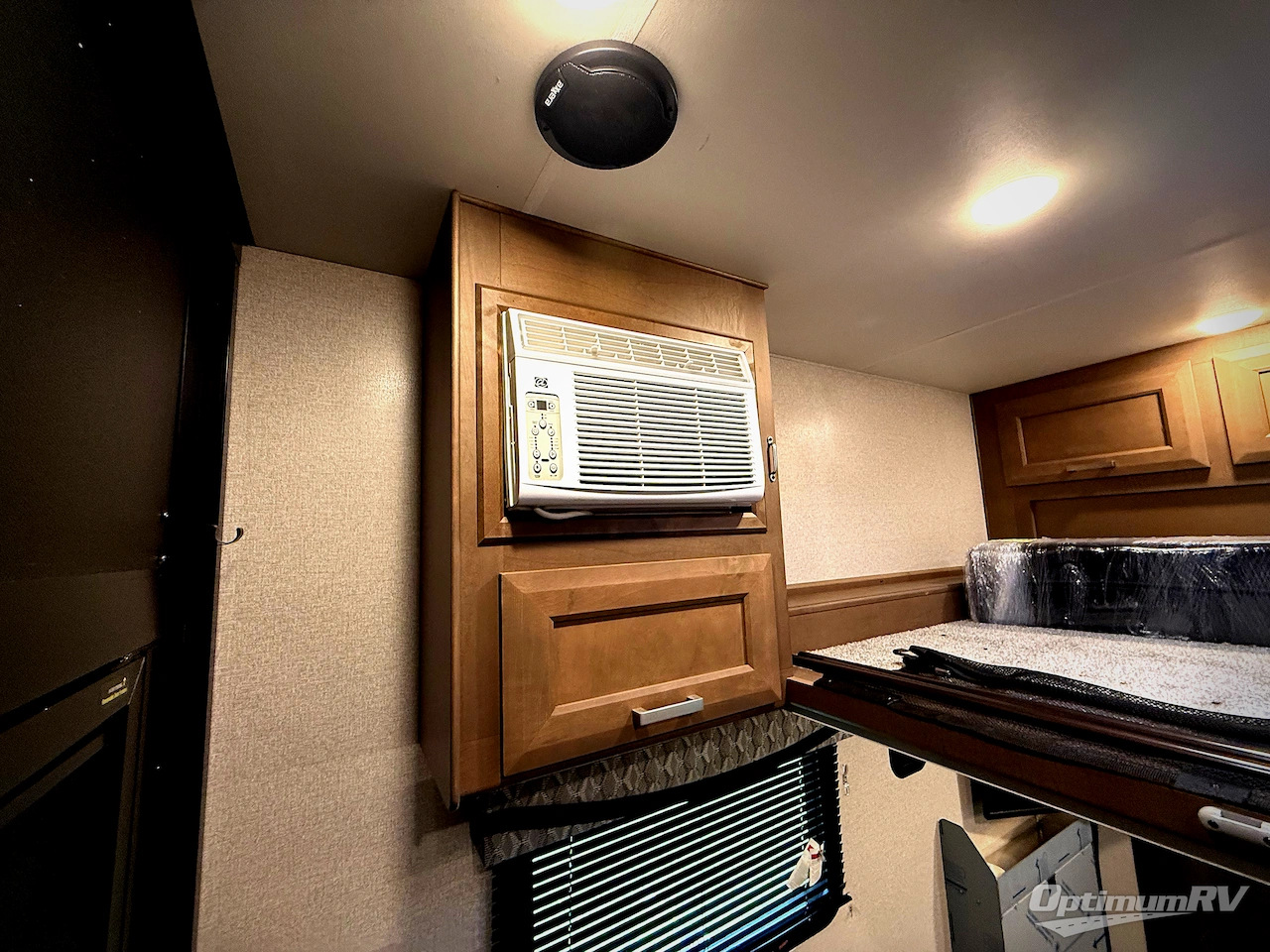 2023 Thor Outlaw 38KB Photo 30