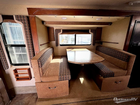 2015 Lance Lance 1172 RV Photo 3