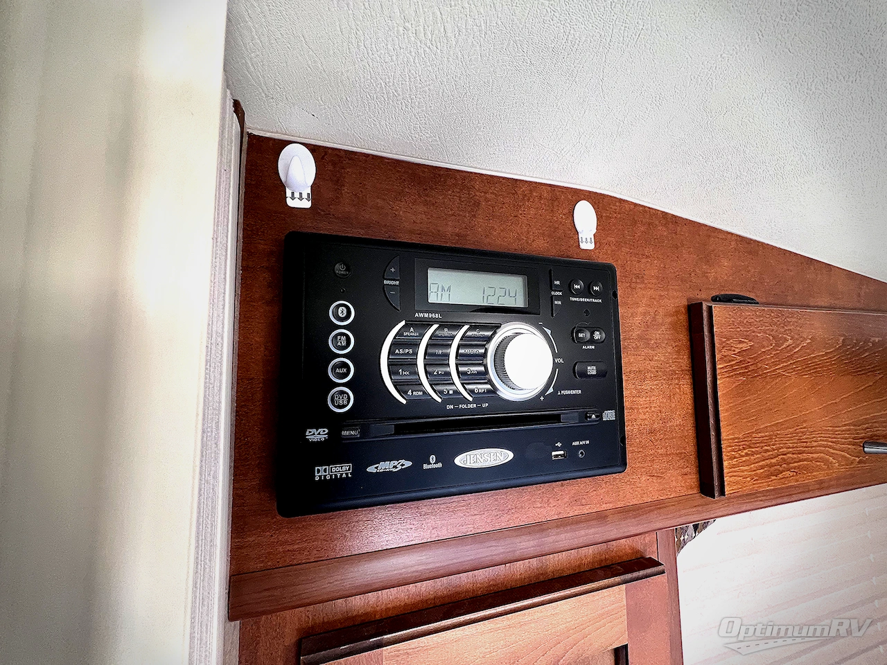 2015 Lance Lance 1172 Photo 18