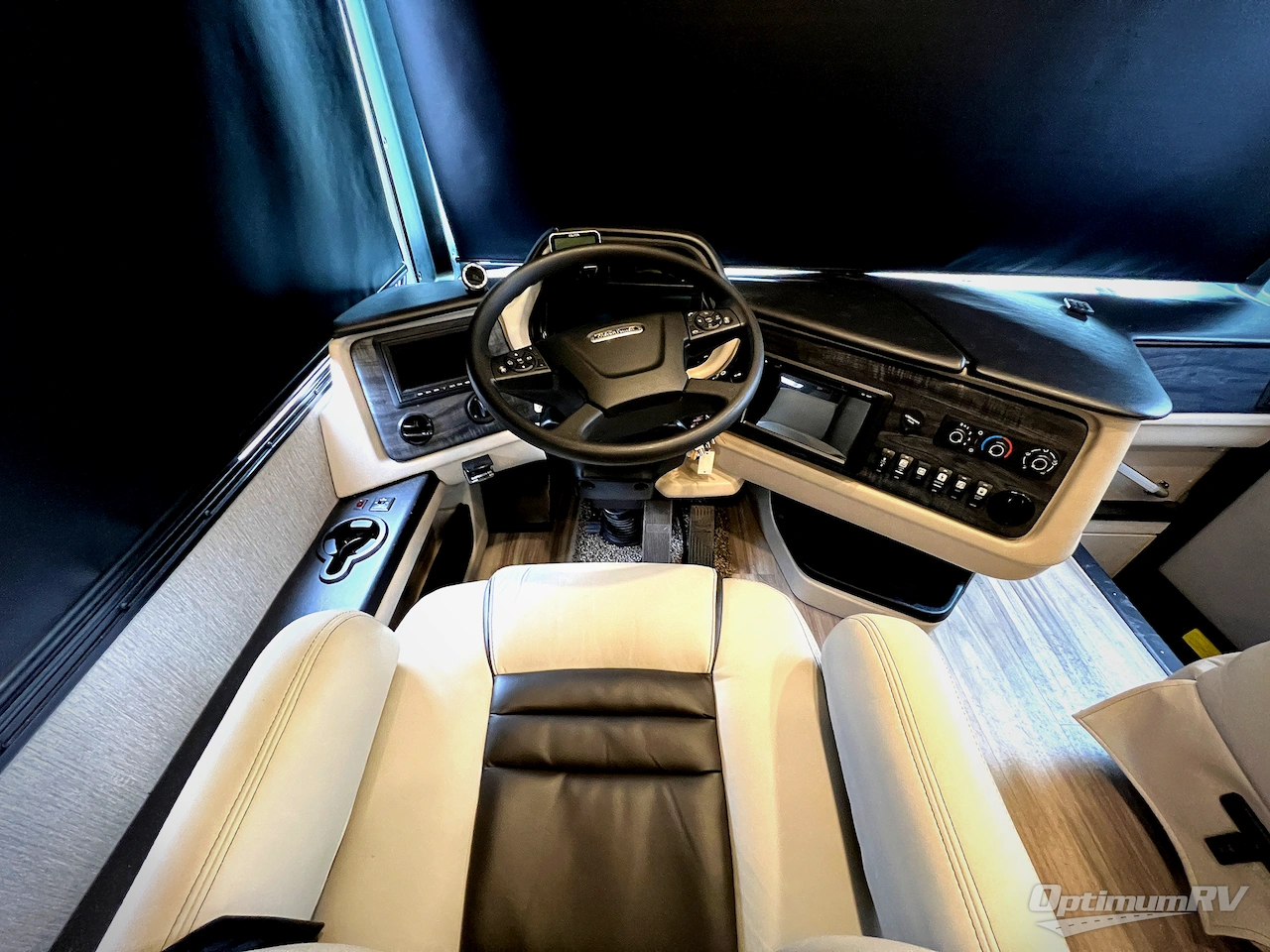 2022 Holiday Rambler Nautica 35MS Photo 3