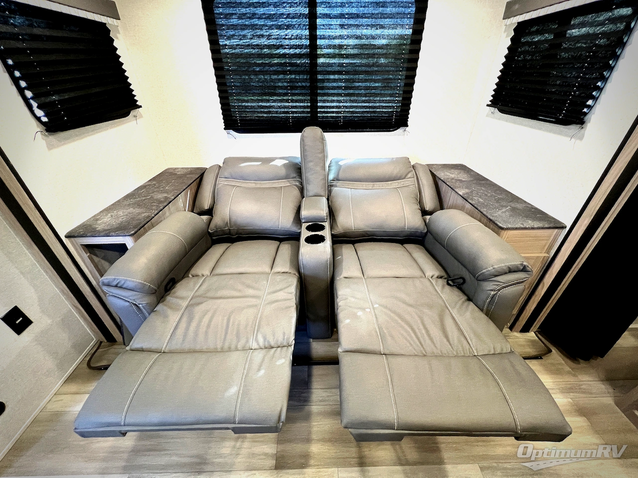 2024 Coachmen Northern Spirit Ultra Lite 1943RB Photo 29