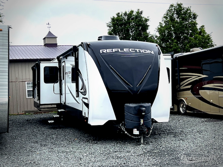 2022 Grand Design Reflection 315RLTS RV Photo 1