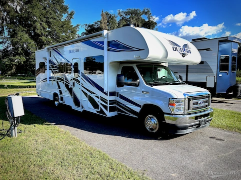 Used 2021 Thor Motor Coach Outlaw 29J Featured Photo