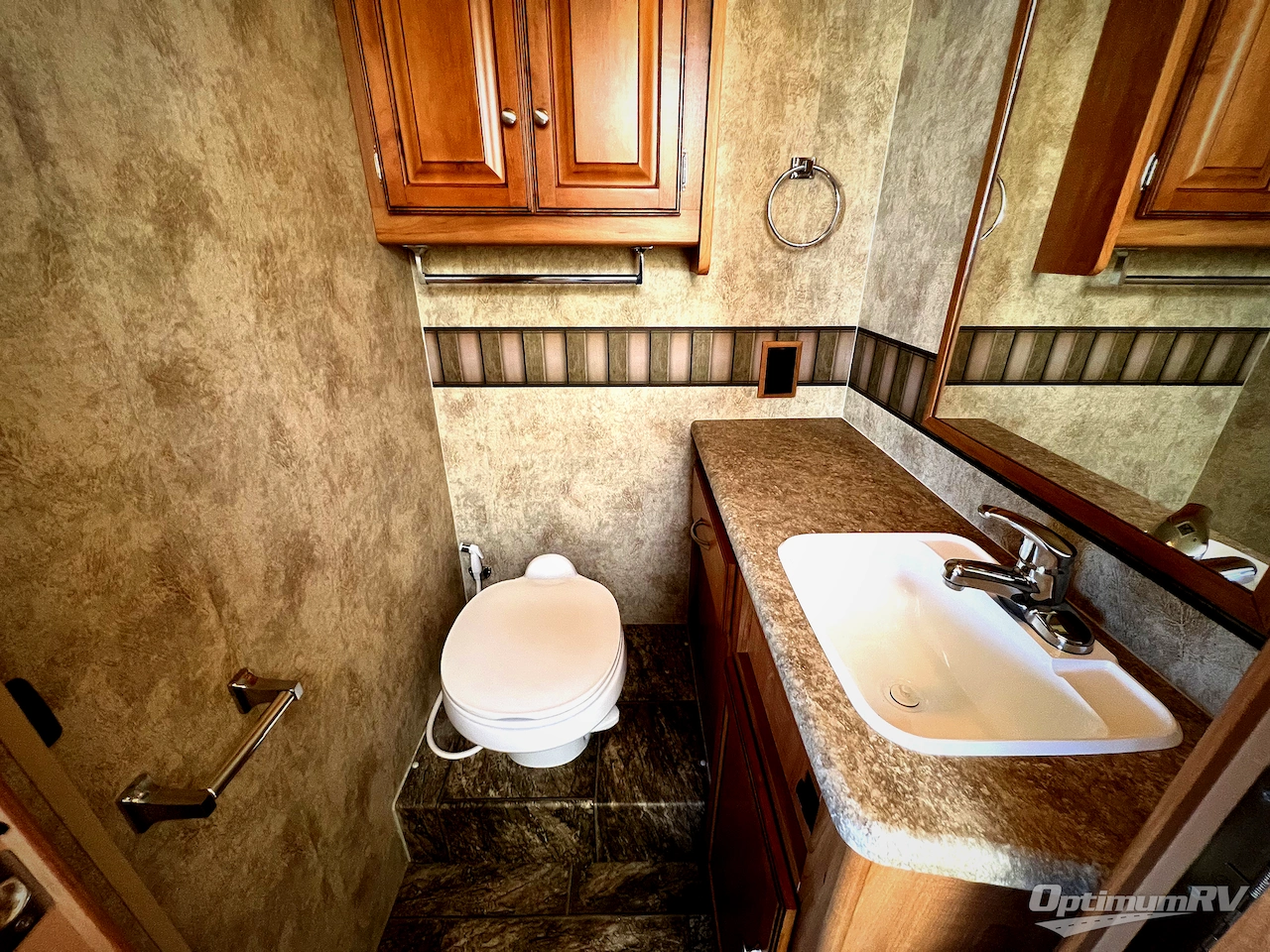 2011 Winnebago Access 31CP Photo 21