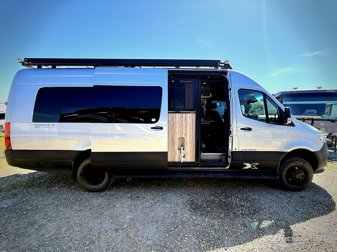 2022 Airstream Interstate 24X Std. Model Photo 31