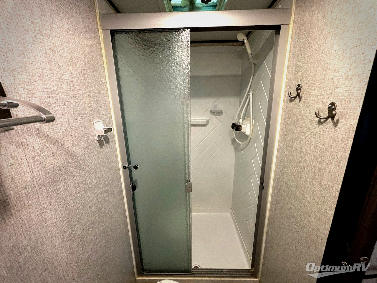 2021 Dutchmen Kodiak Ultra-Lite 242RBSL Photo 15