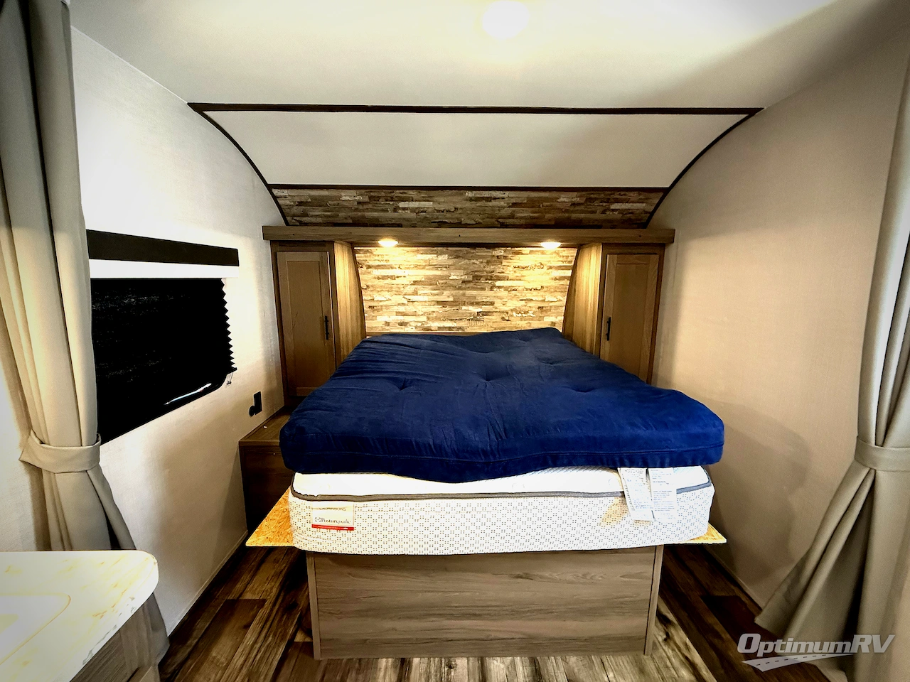 2024 Gulf Stream Ameri-Lite Ultra Lite 248BH Photo 7