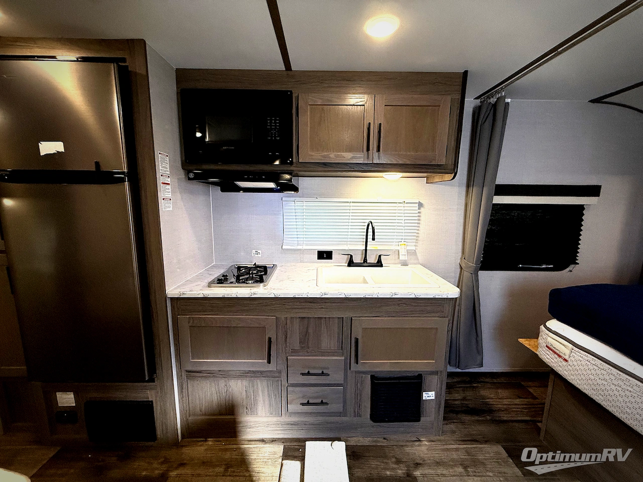 2024 Gulf Stream Ameri-Lite Ultra Lite 248BH Photo 9