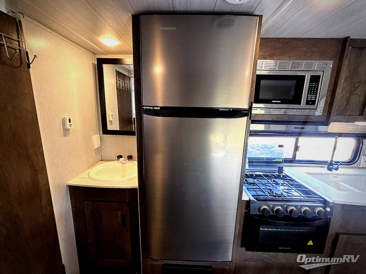 2022 Forest River Wildwood X-Lite 261BHXL Photo 10