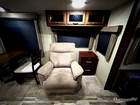 2018 Grand Design Reflection 337RLS RV Photo 4