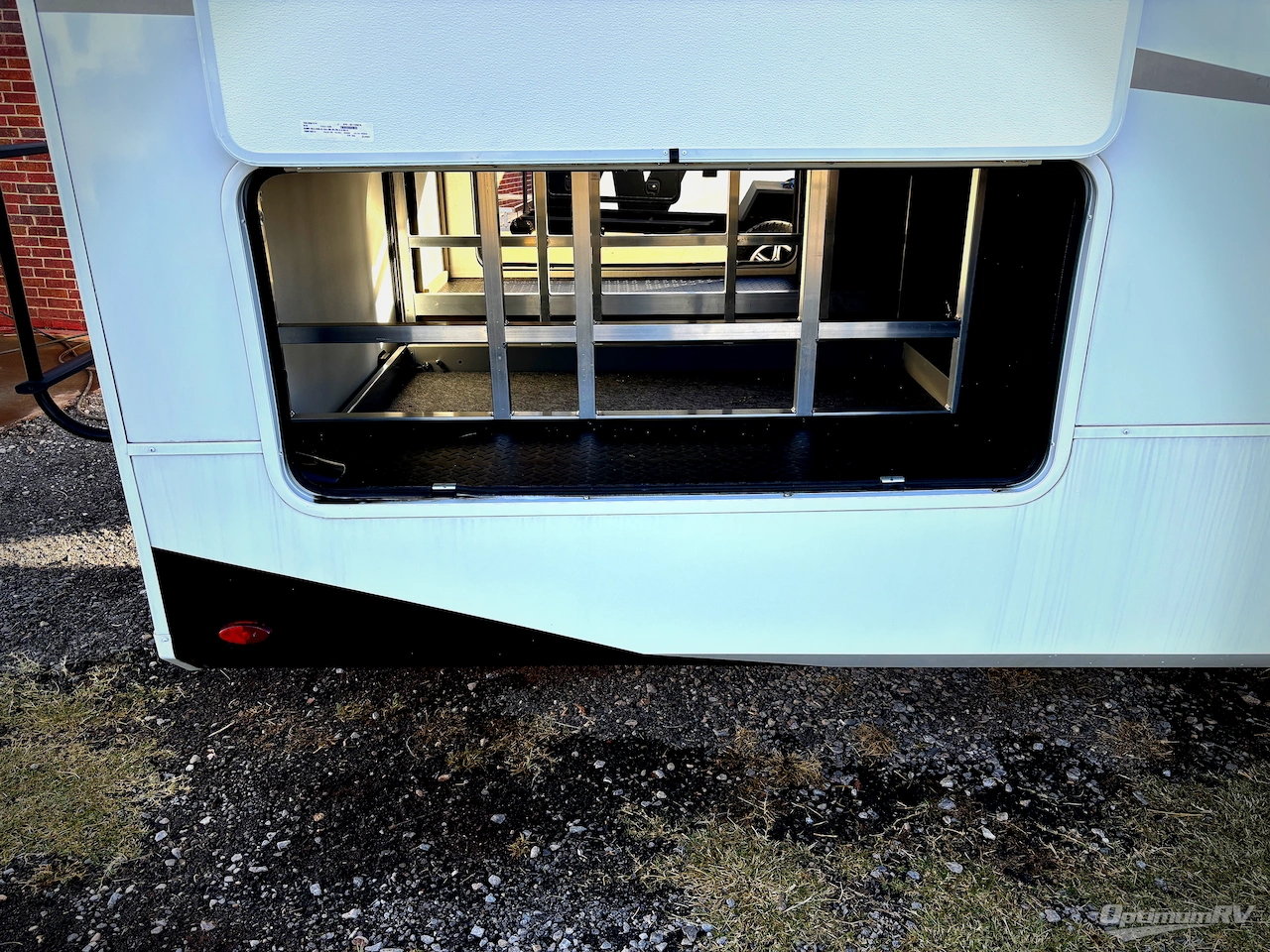 2024 Grand Design Solitude 380FL Photo 20