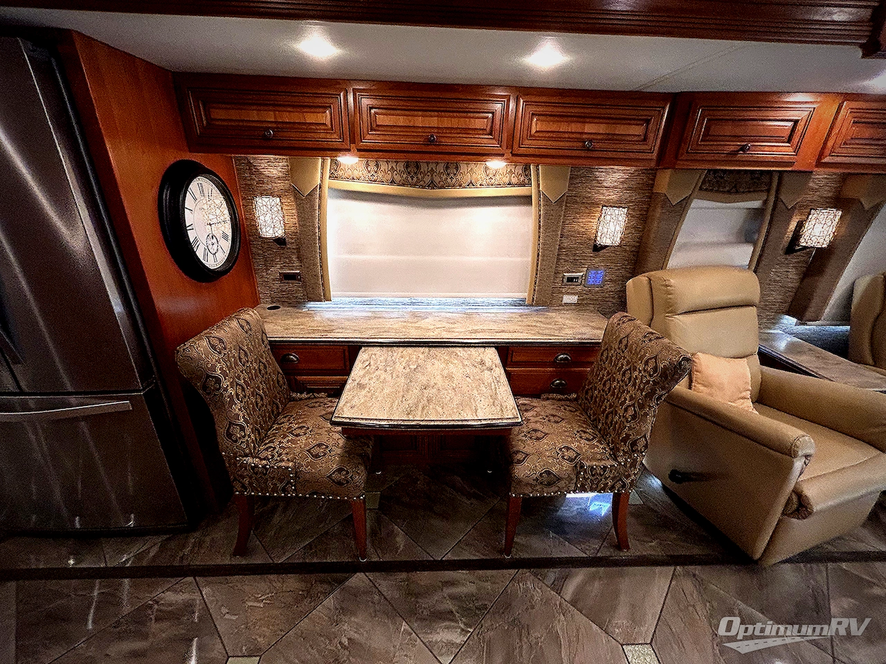 2016 Newmar Dutch Star 4369 Photo 15