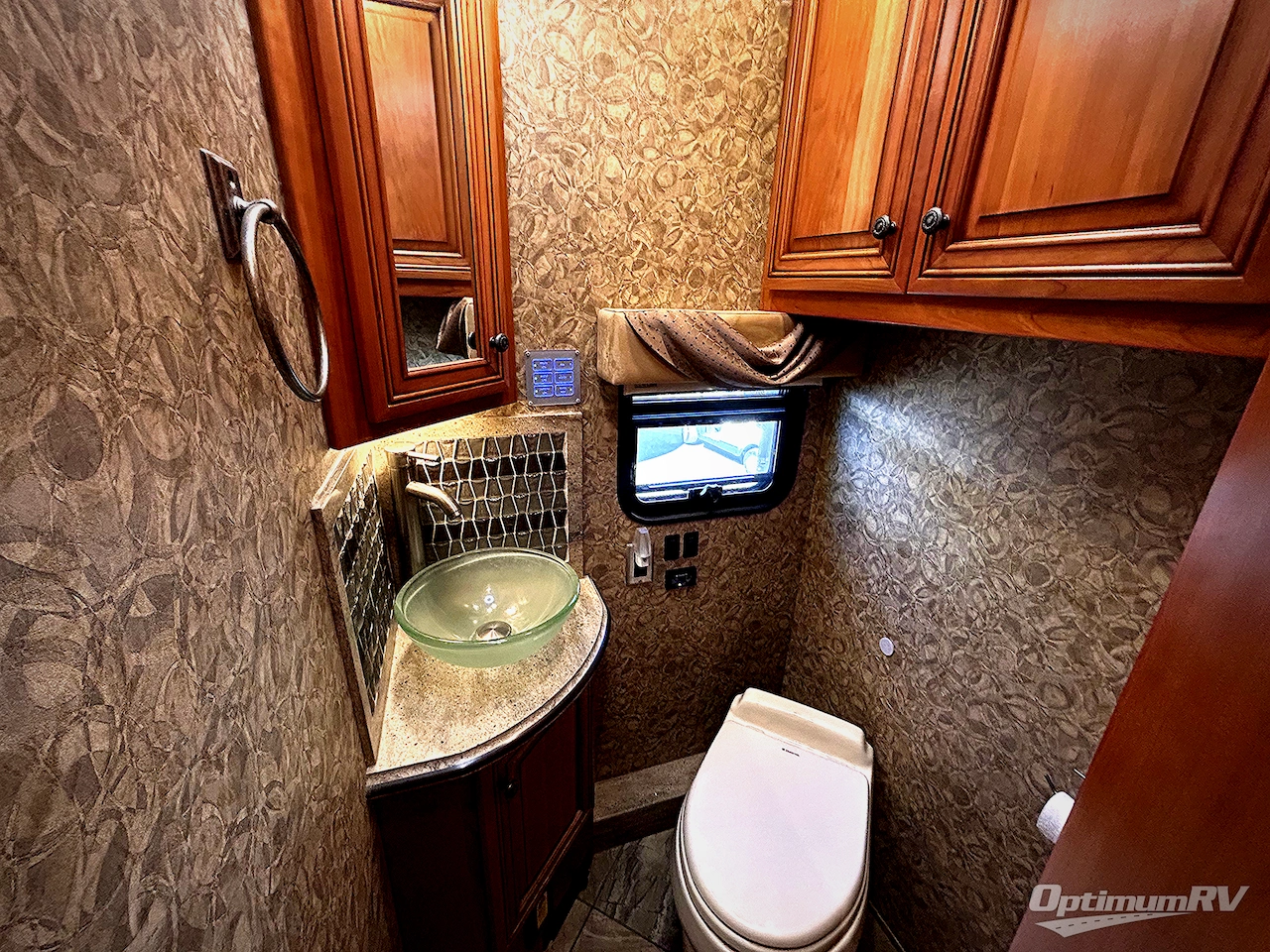2016 Newmar Dutch Star 4369 Photo 17