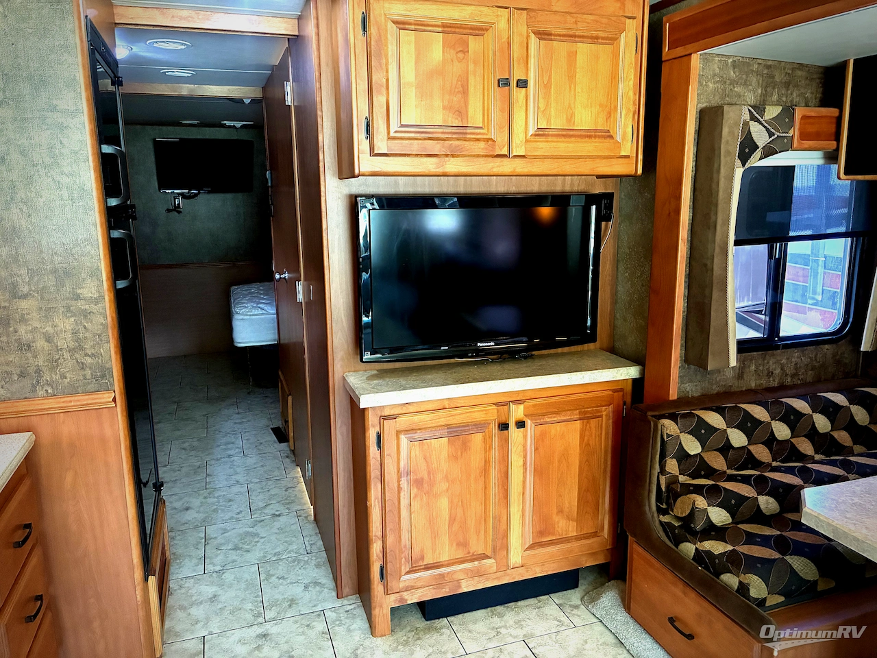 2011 Tiffin Allegro 35 QBA Photo 7
