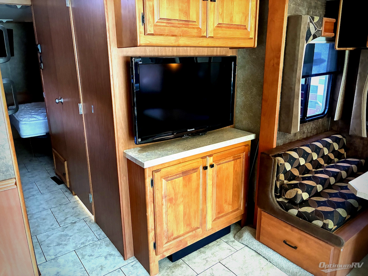 2011 Tiffin Allegro 35 QBA Photo 12
