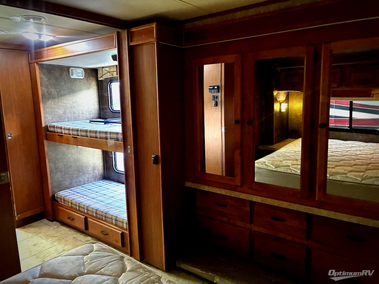 2011 Tiffin Allegro 35 QBA Photo 15