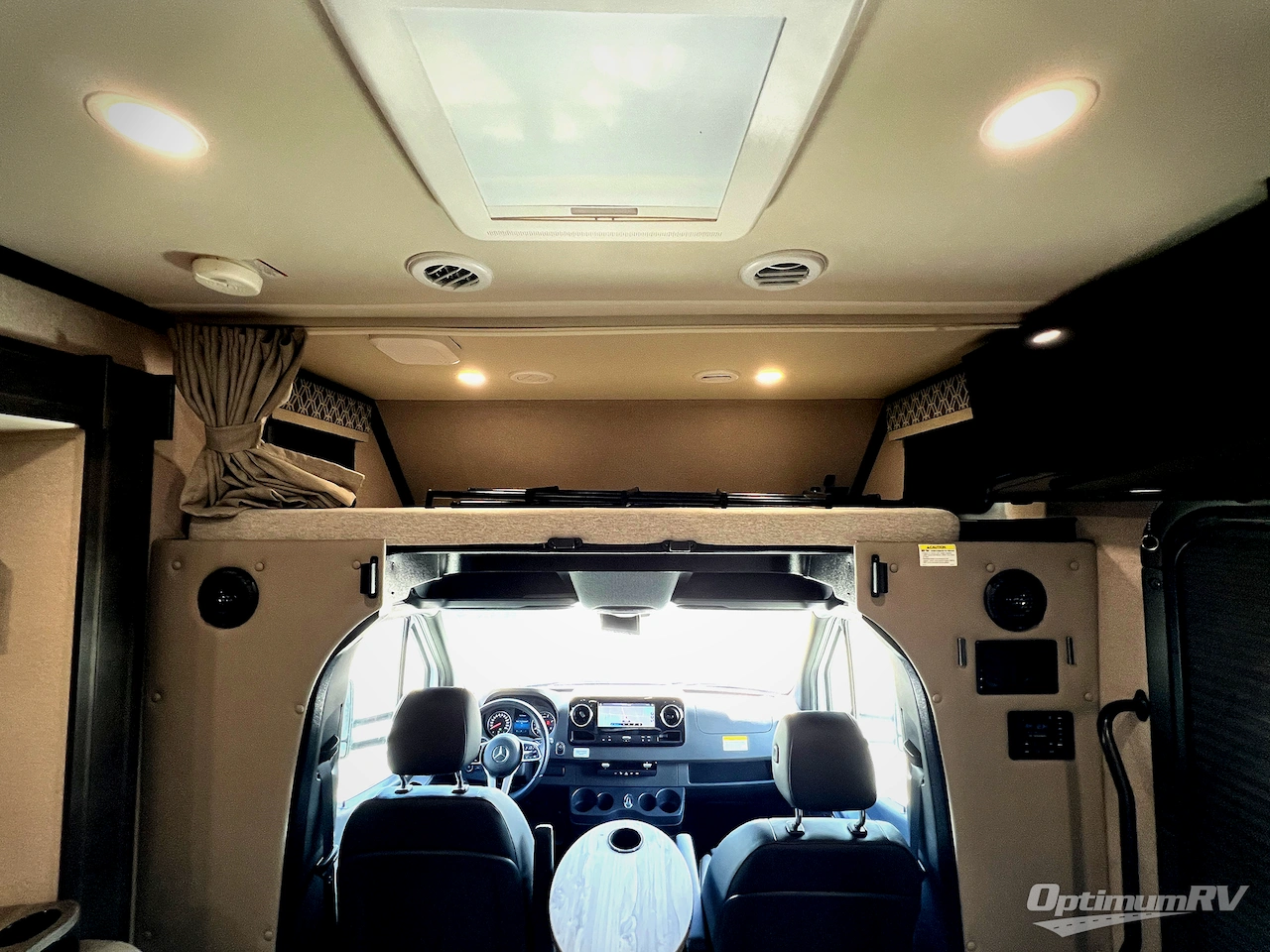 2022 Dynamax isata 3 24FW Photo 6