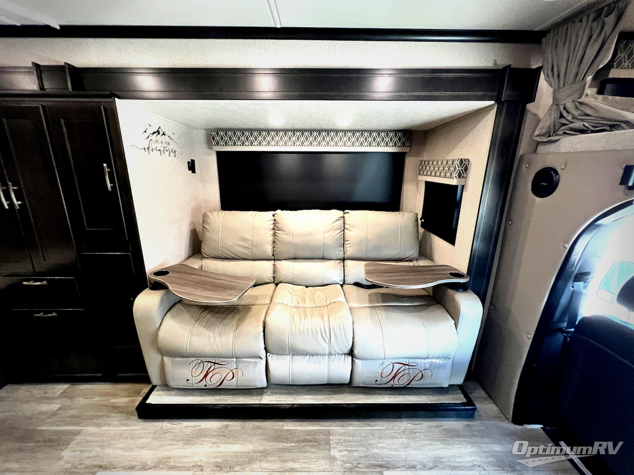 2022 Dynamax isata 3 24FW Photo 11