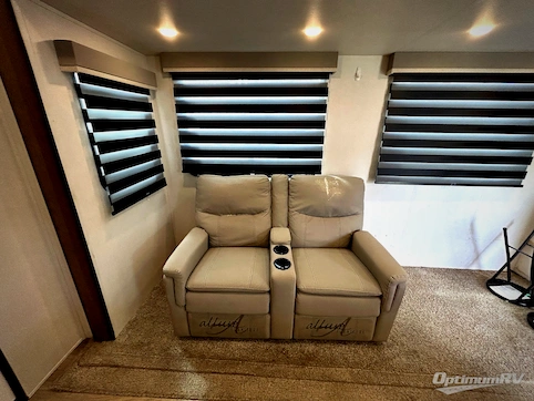 2022 Prime Time Crusader 395BHL RV Photo 3