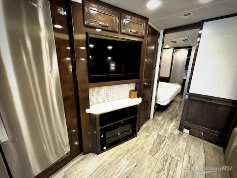 2022 Jayco Seneca 37K RV Photo 3