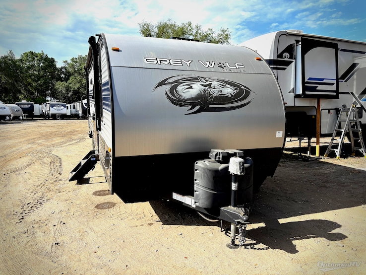 2022 Forest River Cherokee Grey Wolf 26DBH RV Photo 1