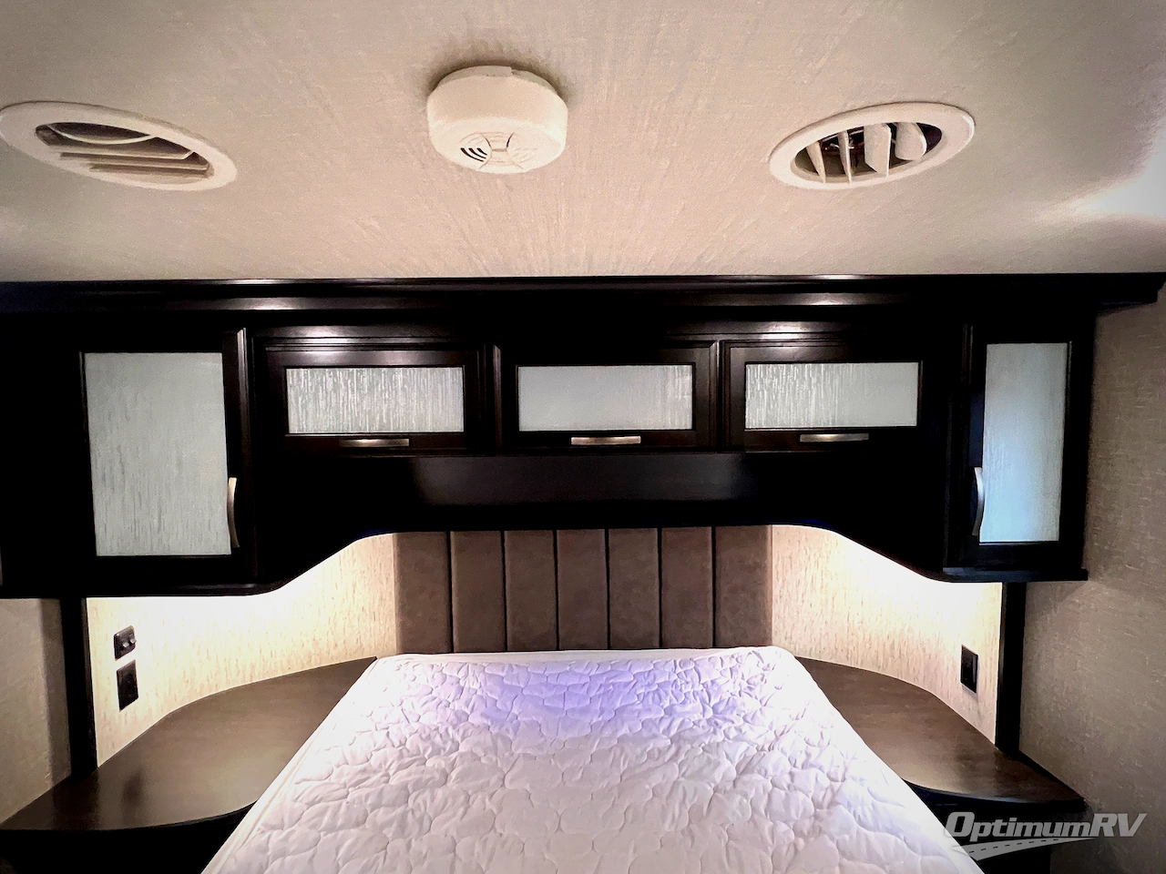 2019 Grand Design Momentum M-Class 398M Photo 39