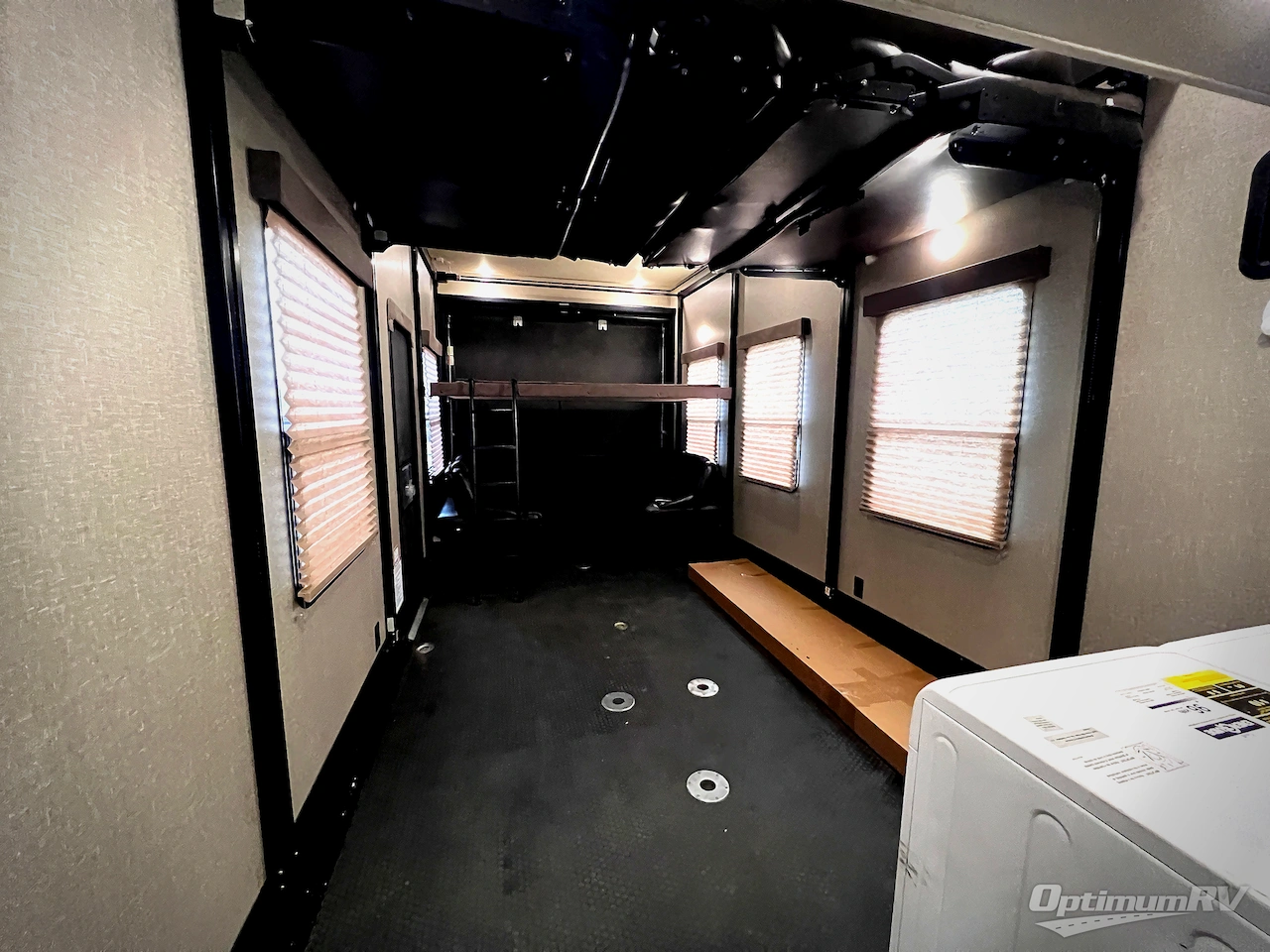 2019 Grand Design Momentum M-Class 398M Photo 45