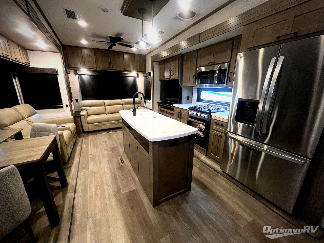 2025 KZ Durango Gold G310RLQ Photo 4