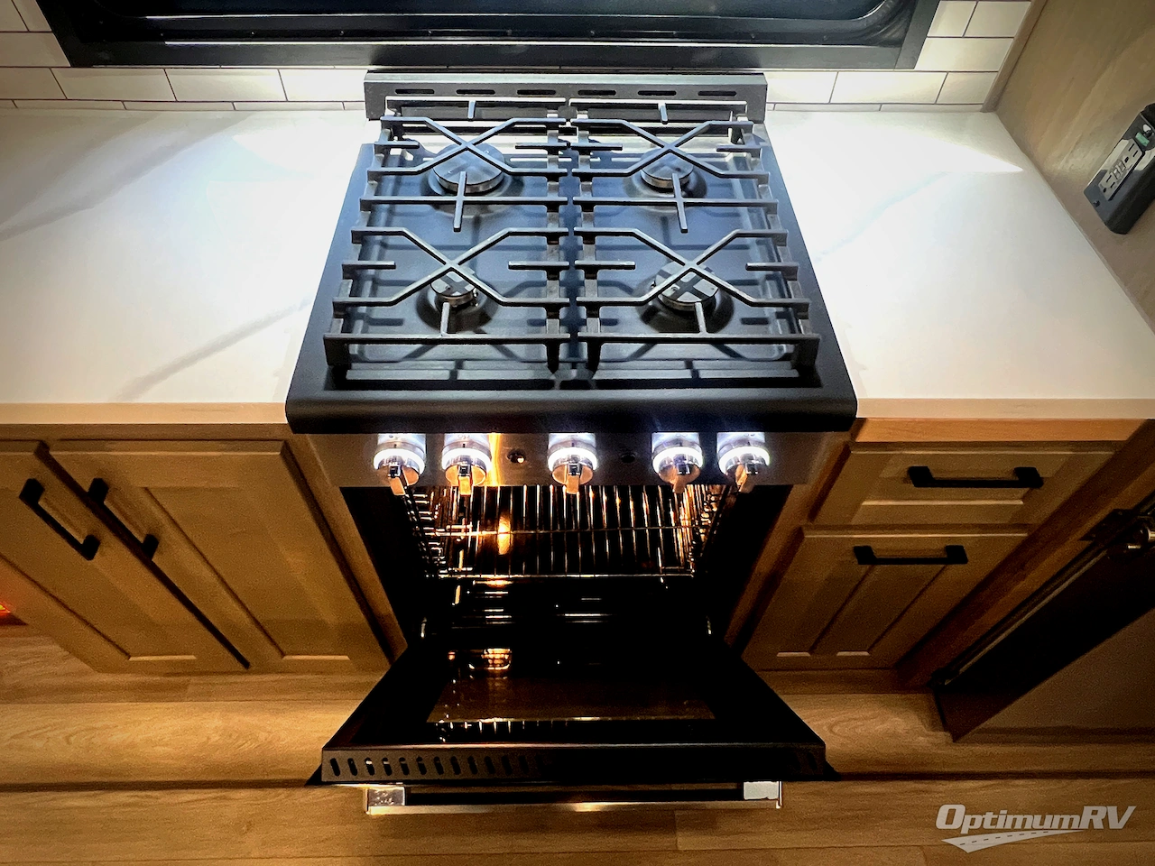 2025 KZ Durango Gold G310RLQ Photo 29