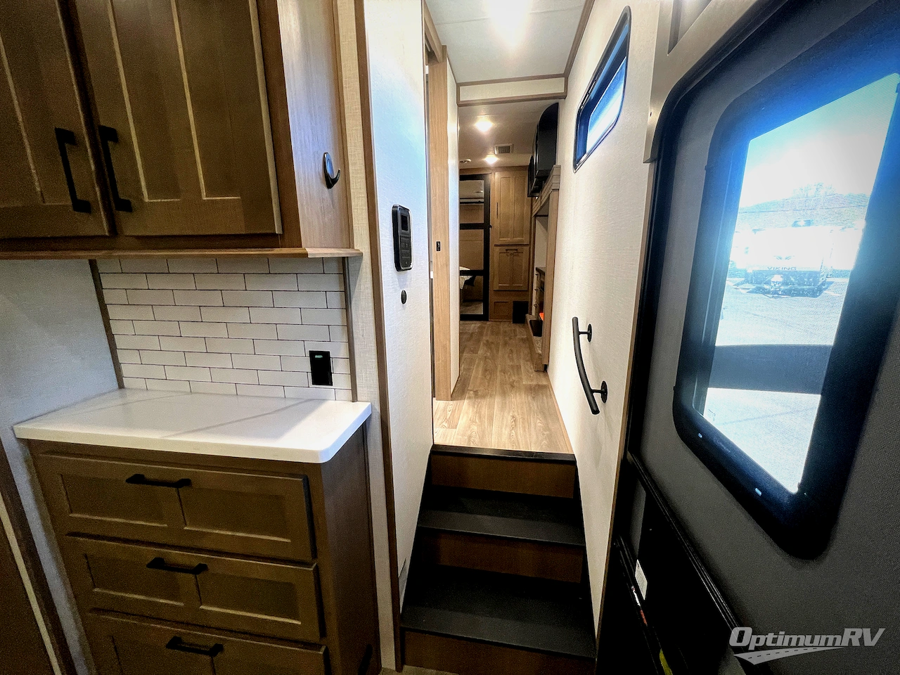 2025 KZ Durango Gold G310RLQ Photo 37