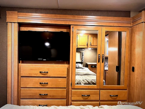 2017 Thor Four Winds 31E Bunkhouse RV Photo 4