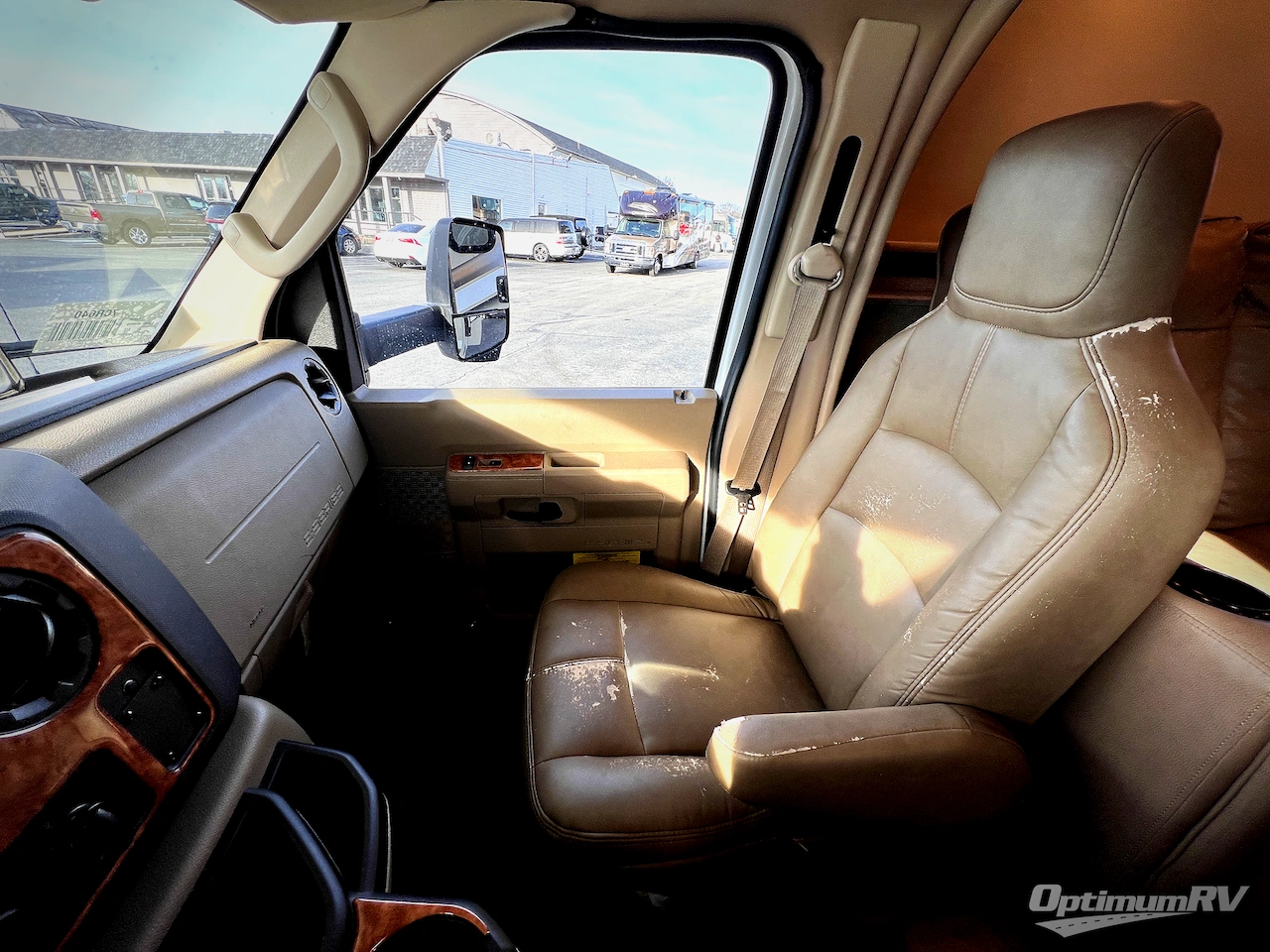 2017 Thor Four Winds 31E Bunkhouse Photo 6