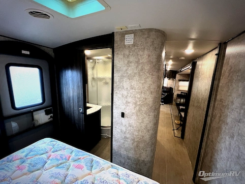 2017 Highland Ridge Open Range Ultra Lite UT2710RL RV Photo 3